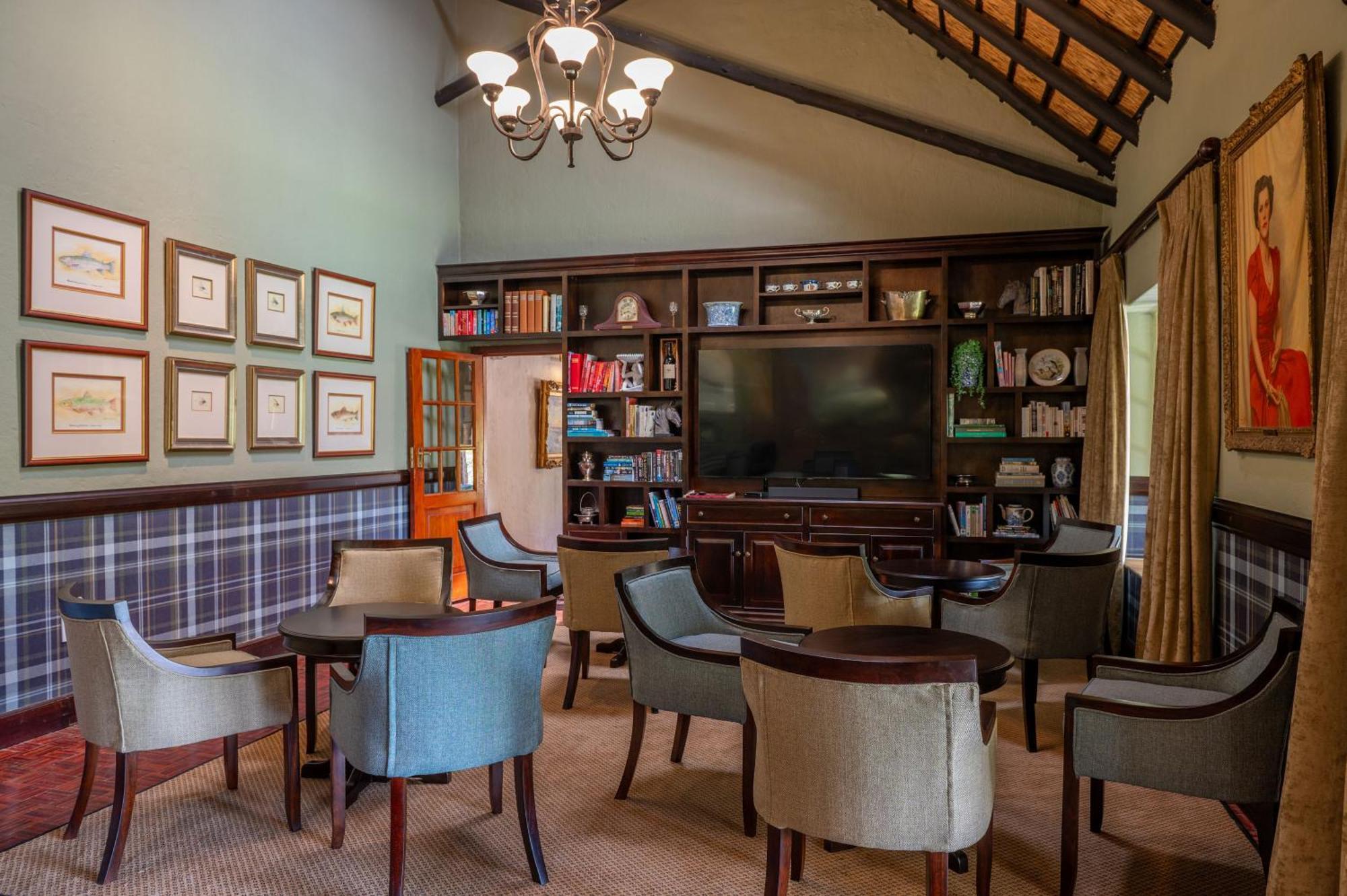 Walkersons Hotel & Spa Dullstroom Extérieur photo