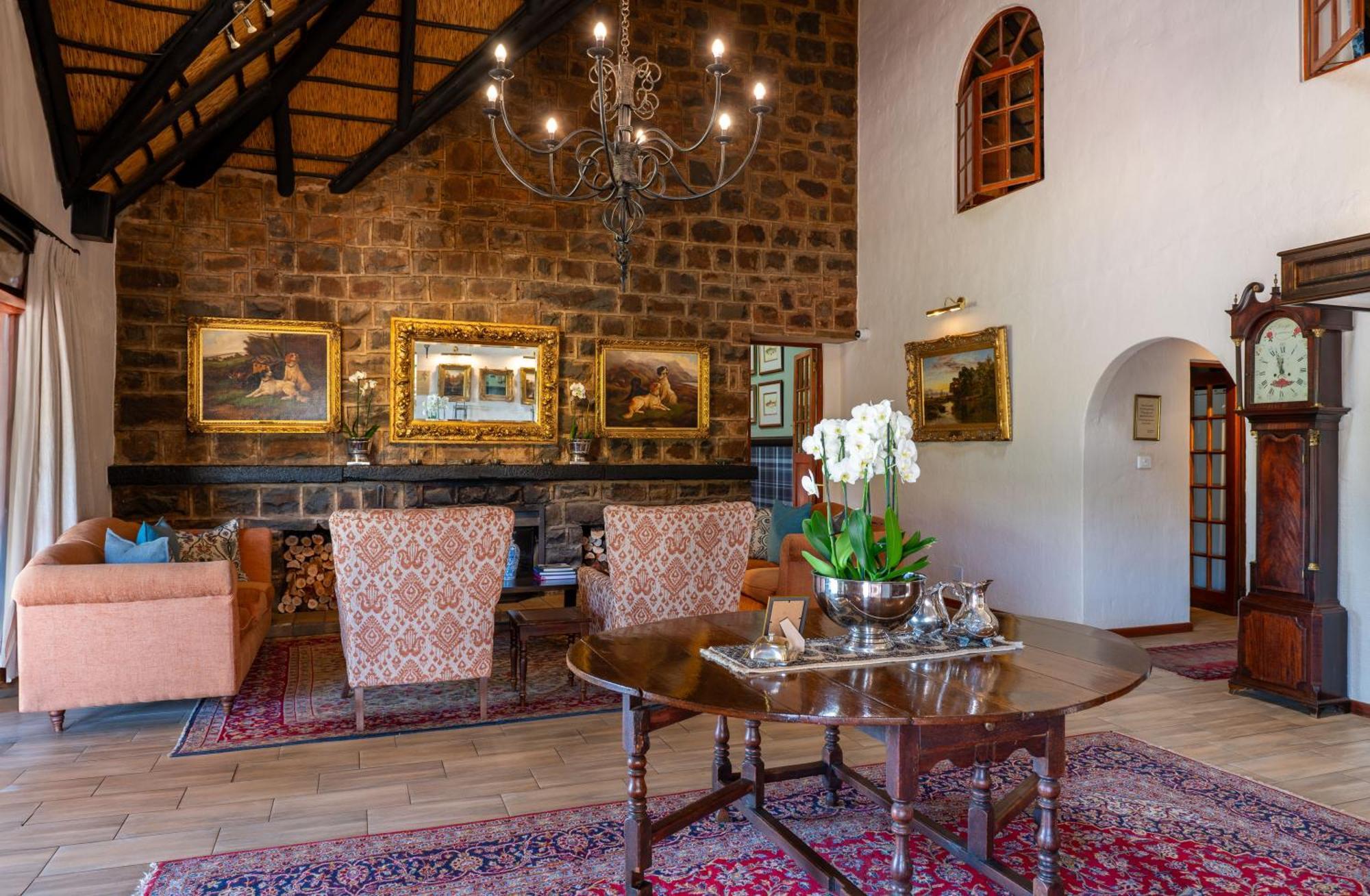 Walkersons Hotel & Spa Dullstroom Extérieur photo