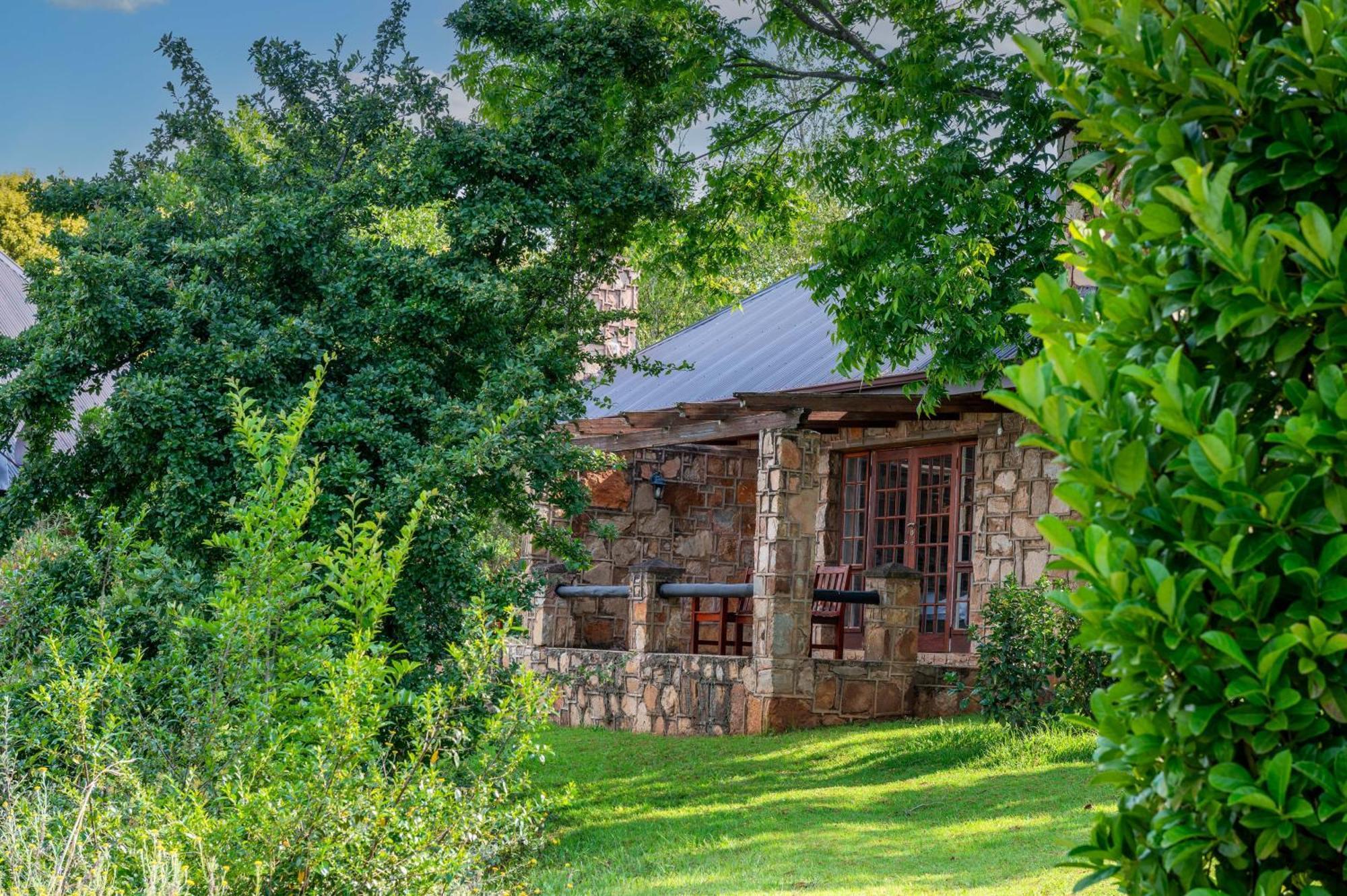 Walkersons Hotel & Spa Dullstroom Extérieur photo