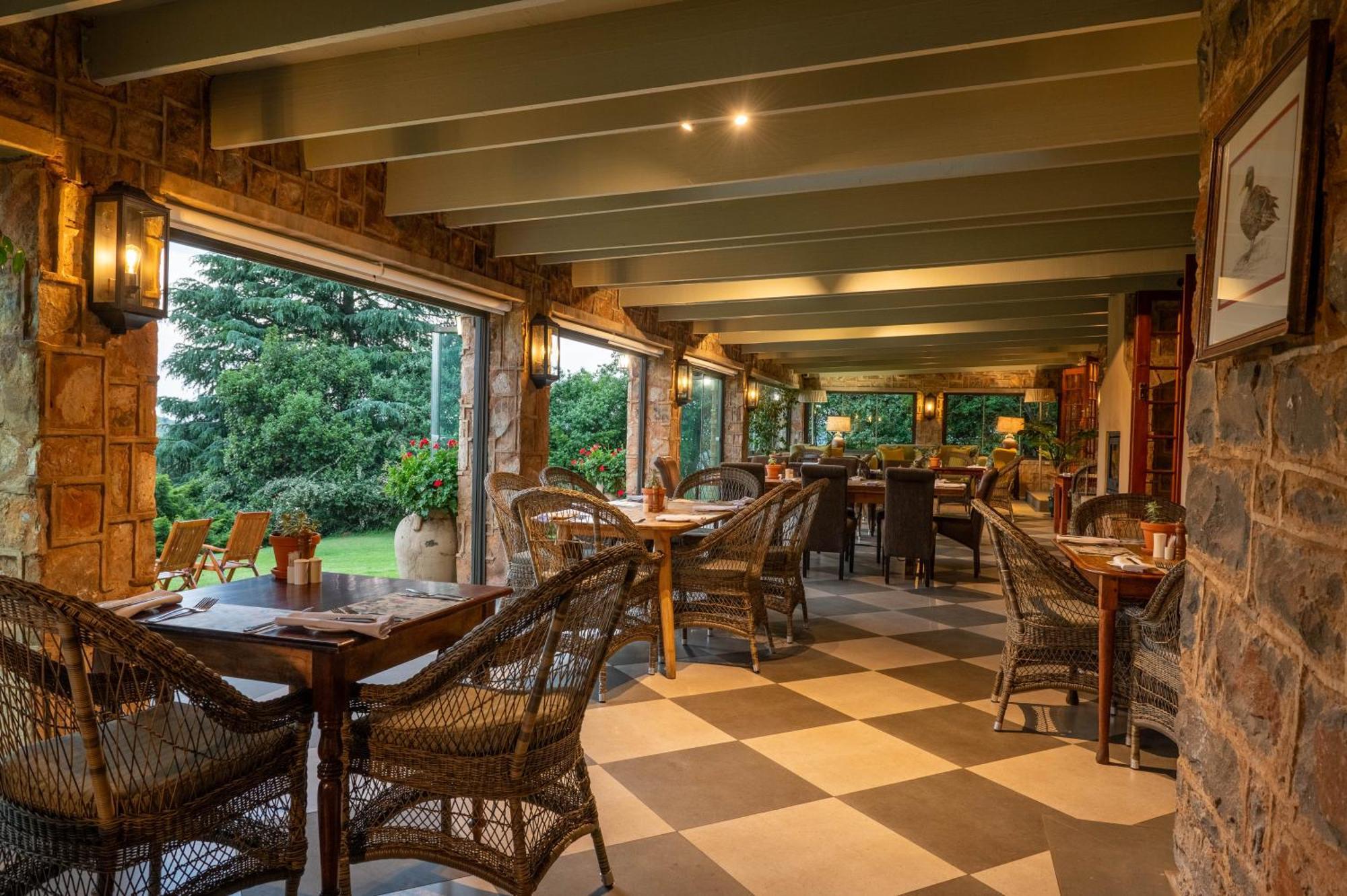 Walkersons Hotel & Spa Dullstroom Extérieur photo